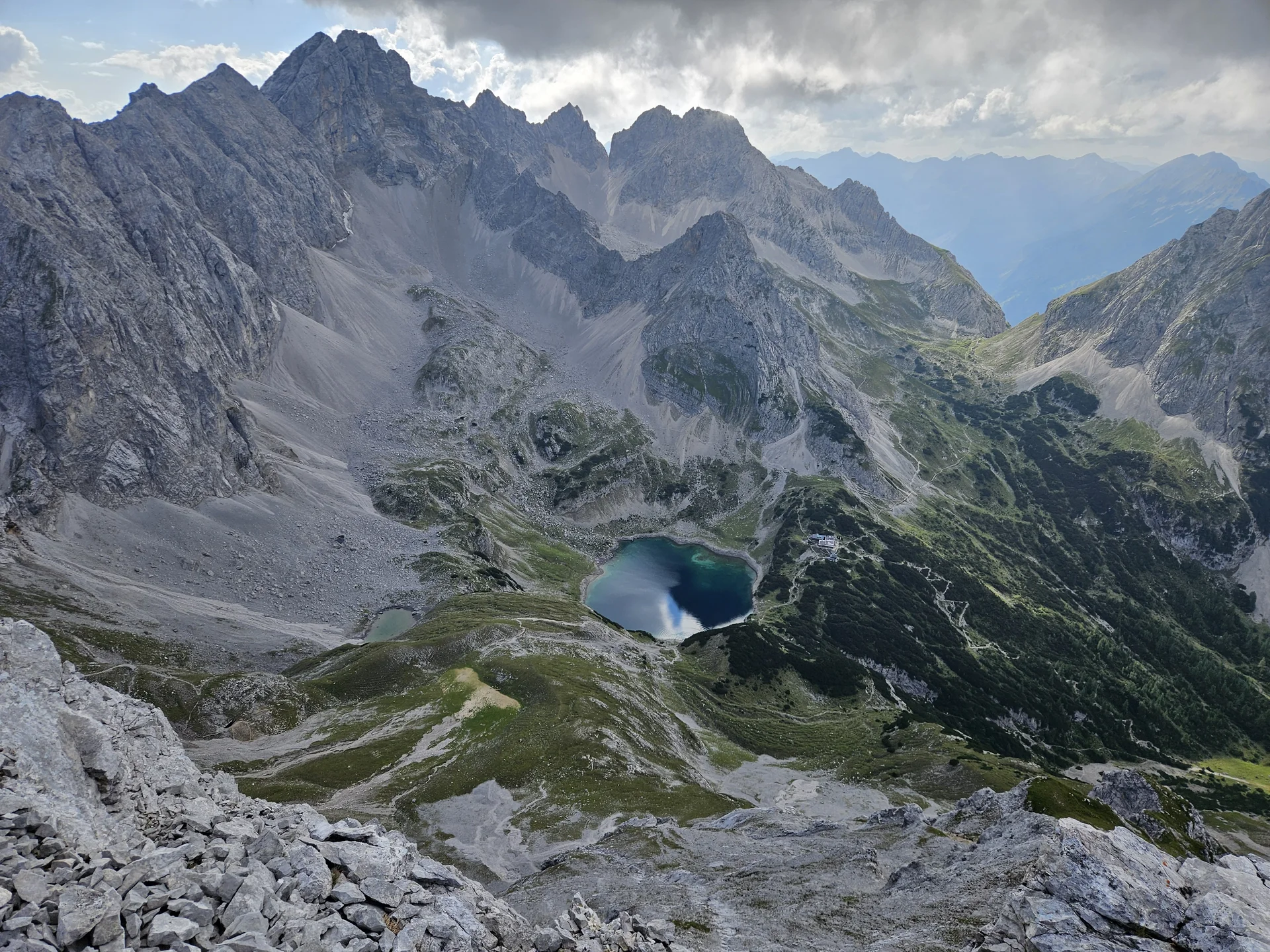 Drachensee mit Coburger Hütte | © DAV-LB / WH